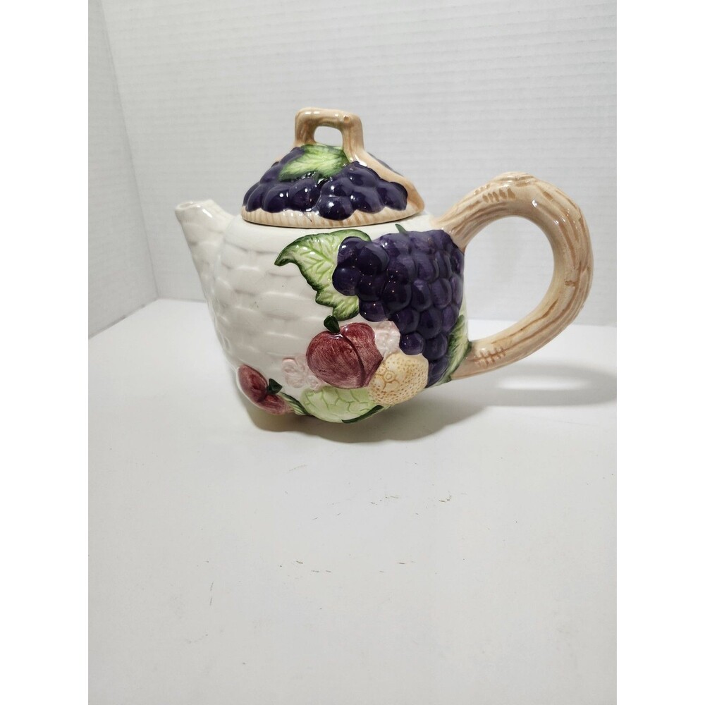 Glazed Ceramic Teapot FRUIT Purple Grapes With White Basket Weave CKRO 1994